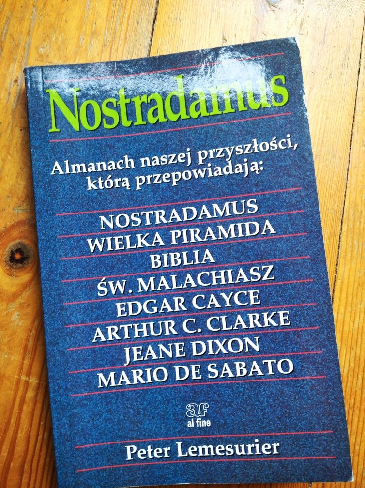 Nostradamus Peter Lemesurier