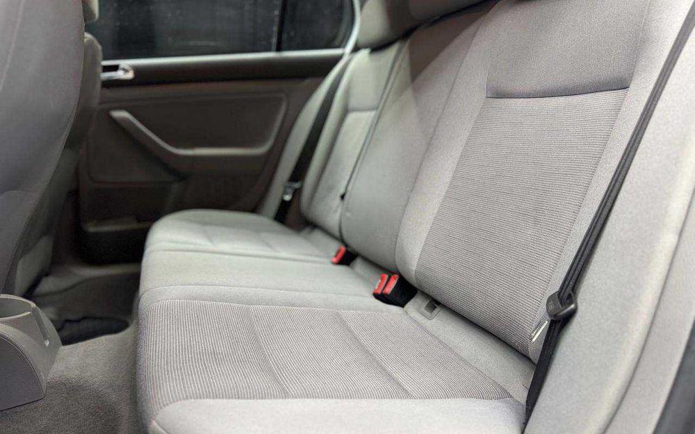 Volkswagen Golf 2003
