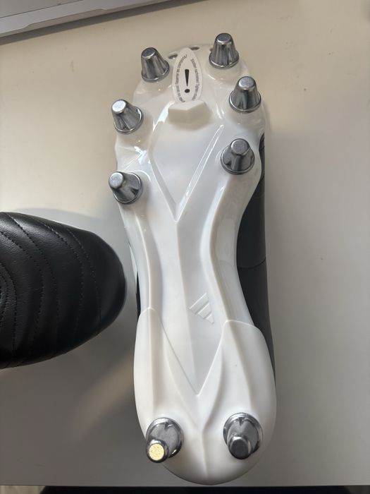 Chuteiras aluminio Kakari (SG)