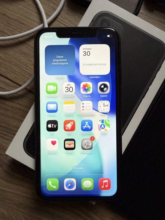 Sprzedam iPhone 11 czarny 128GB