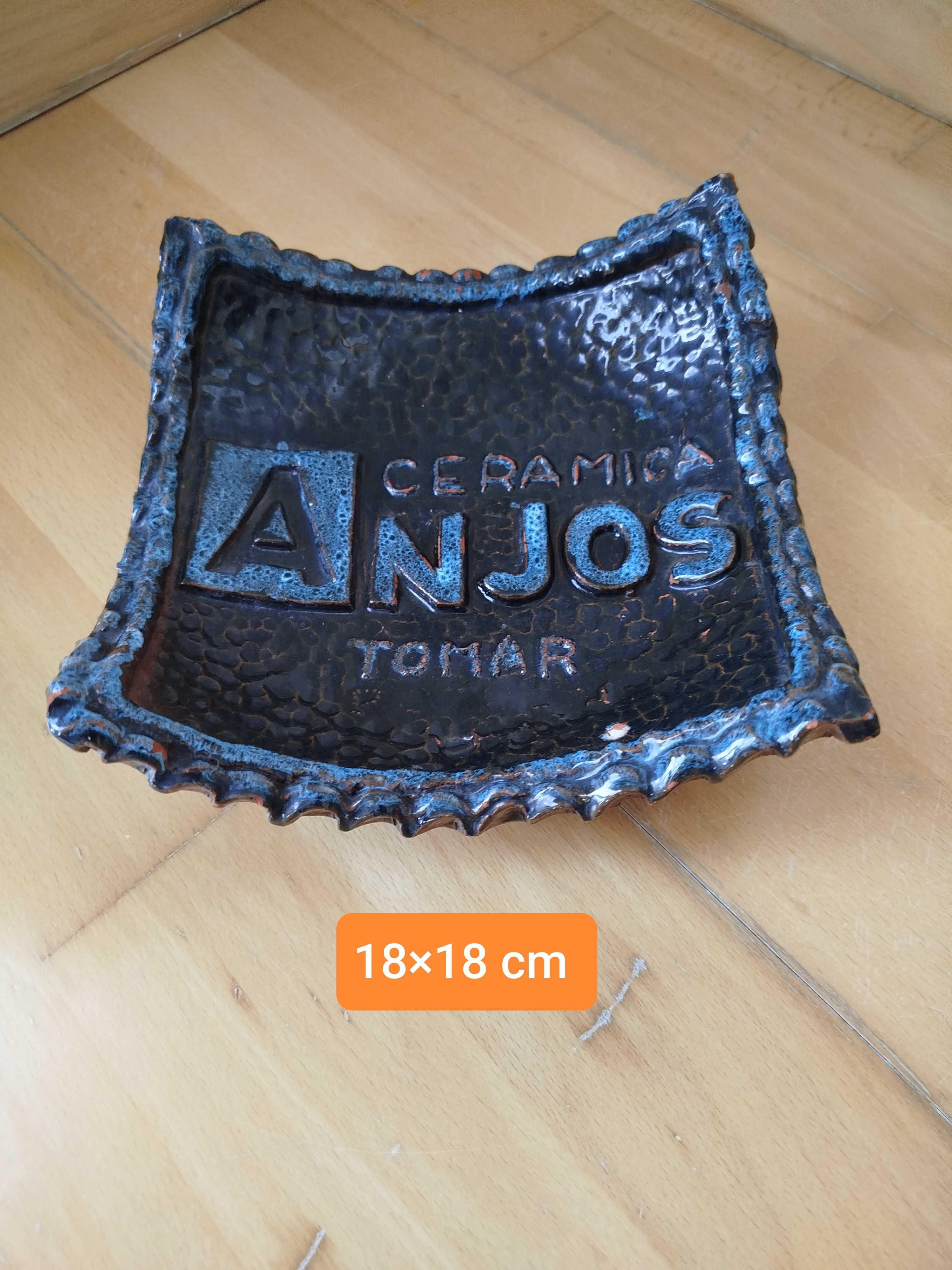Antigo Cinzeiro ou Despeja Bolsos  "Cerâmica Anjos - Tomar"