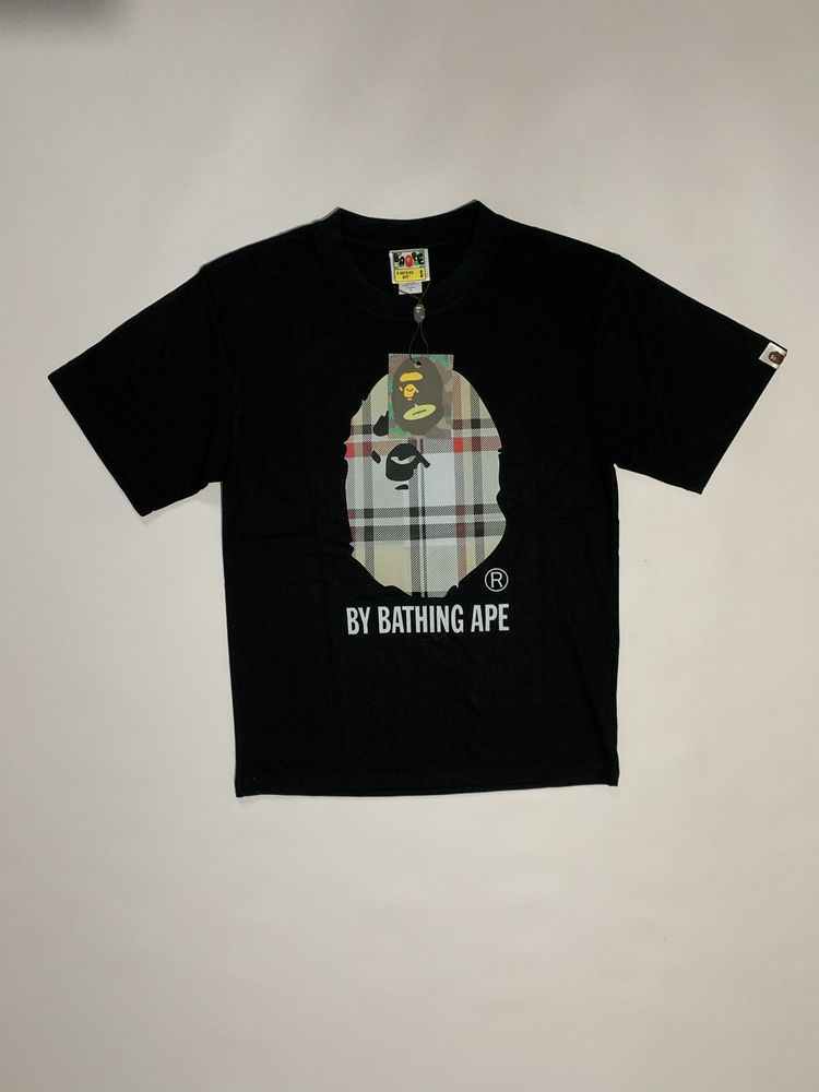 Футболка BAPE x Burberry | Чорна та біла | S-XL
