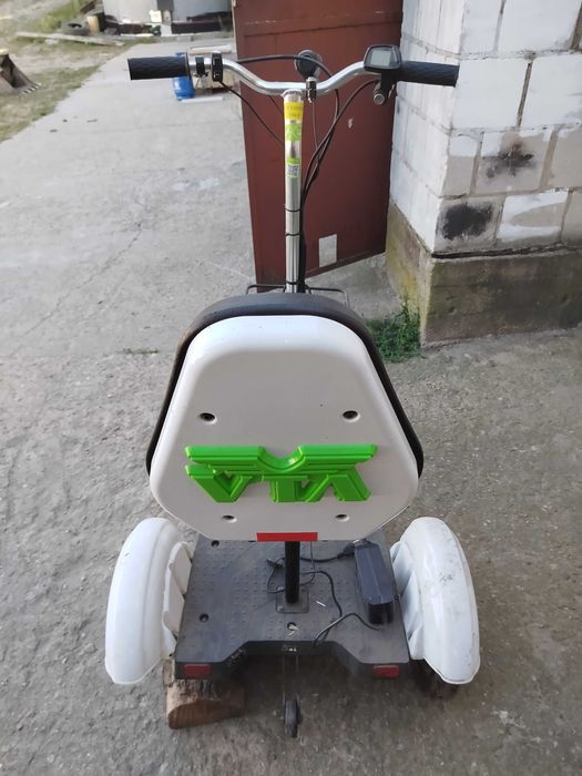 Trójkołowiec, pojazd elektryczny, trajka, skuter-25-km/h
