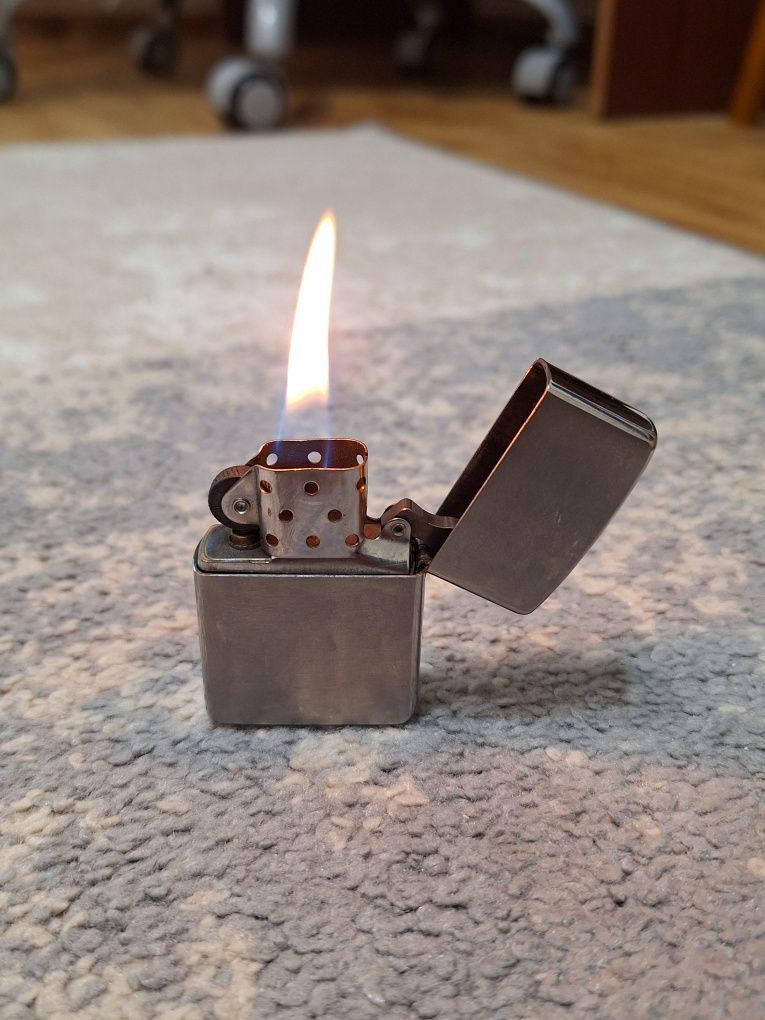 Запальничка Zippo armor посилена