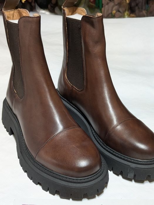 НОВІ шкіряні Челсі жіночі ціна договірна