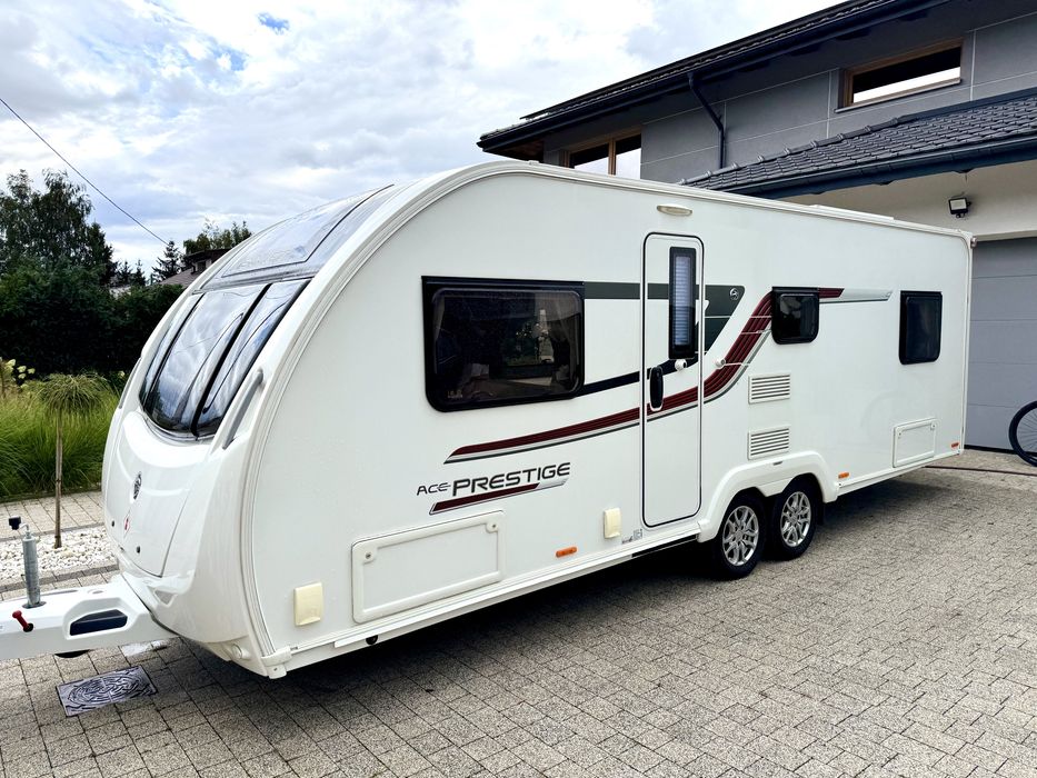 Przyczepa Kempingowa Swift Prestige z 2017 roku 6/7 osobowa.