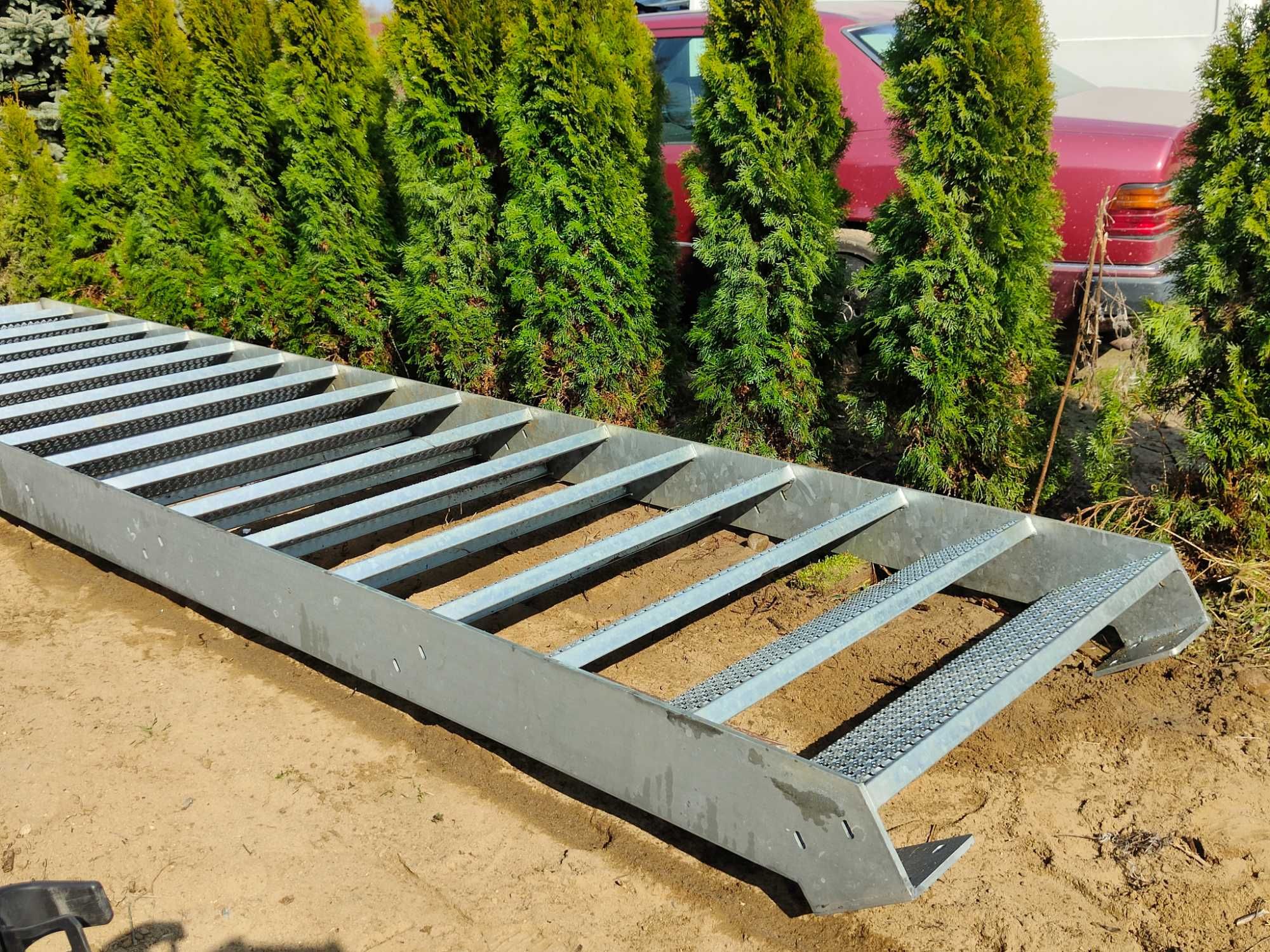 Schody zewnętrzne metalowe ocynk przemysłowe
