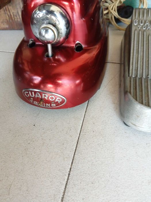 Máquina antiga de apanhar malhas