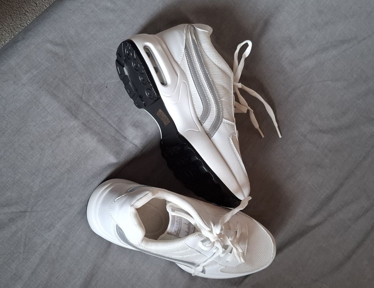 Adidasy białe na koturnie