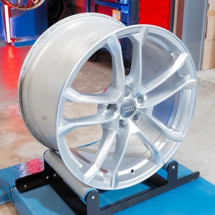 Oryginalne Felgi Audi 19" R8