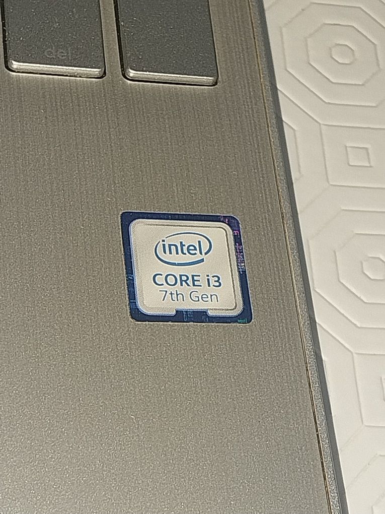 HP I3 model 15' 8gb RAM como NOVO (uso de 6 meses)