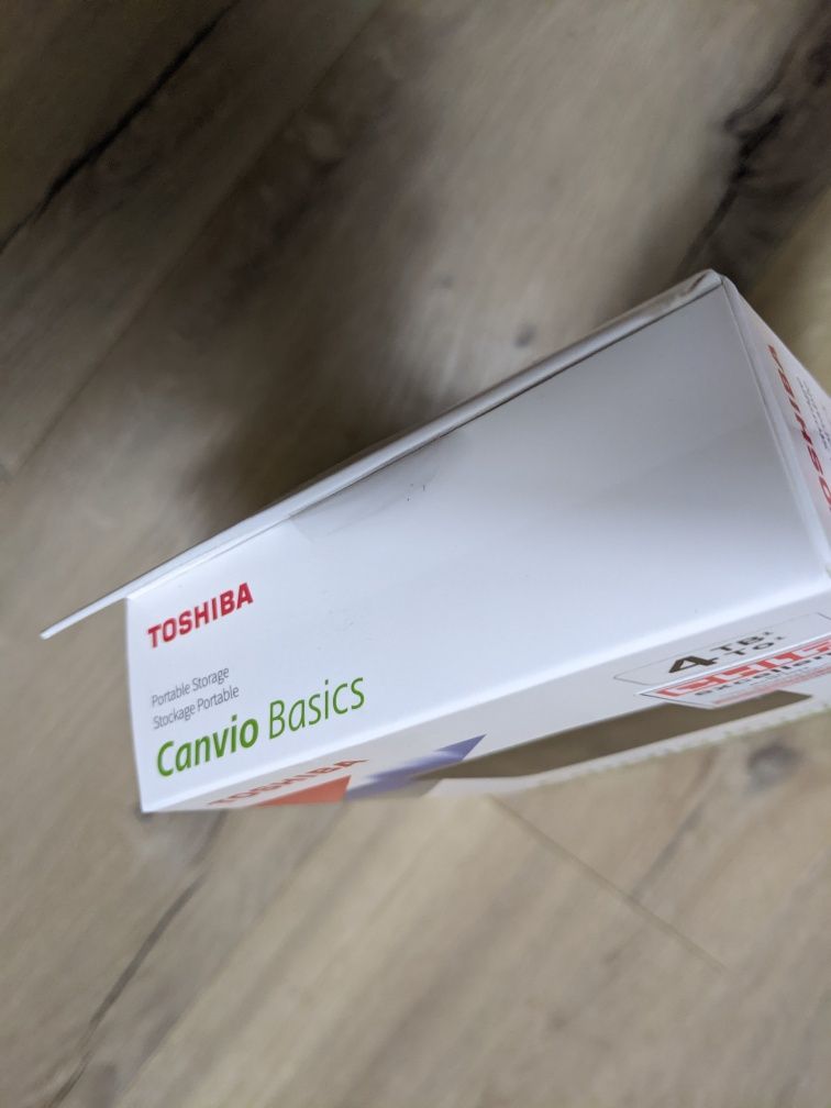 Жорсткий диск Toshiba Canvio Basics 4TB