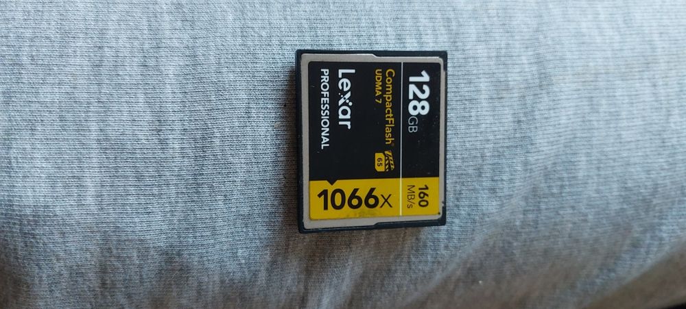 Canon 5d mark IV - 50mm 1.4 e caixa original