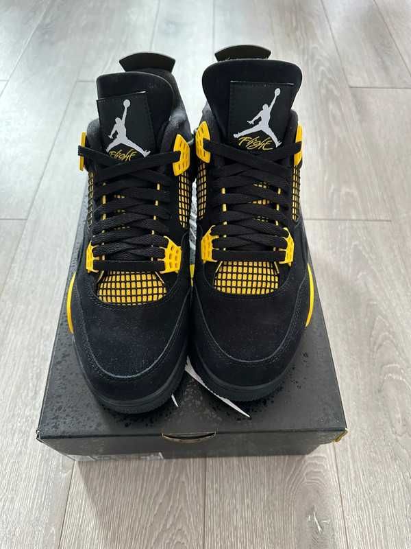 Nike_Air_Jordan_4 |Thunder|Retro| rozmiar EU.43