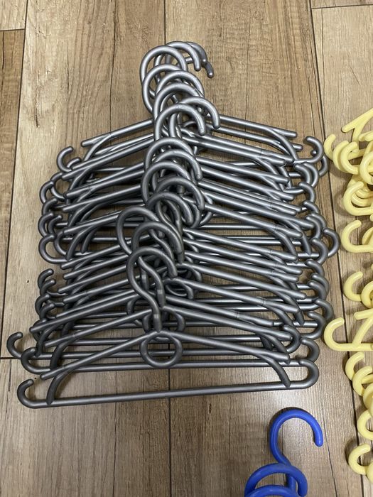 Wieszaki na ubrania dziecięce