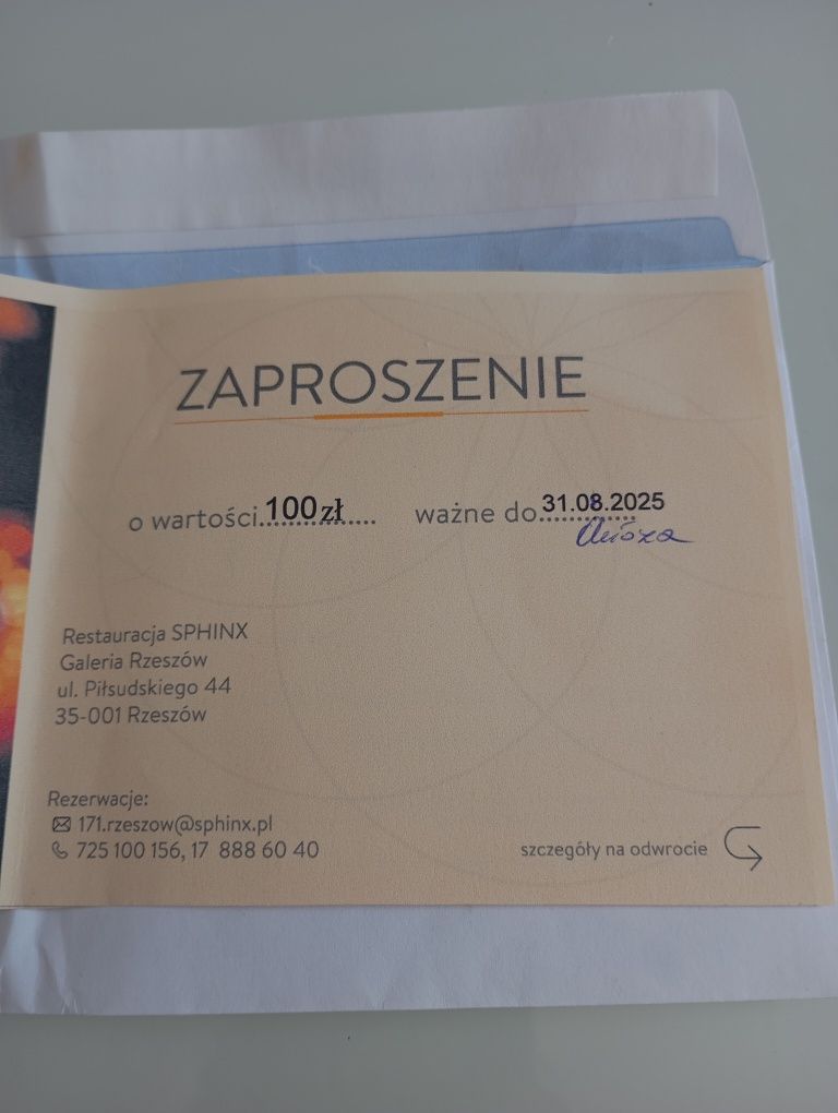 Bon o wartości 100zl do Sphinx Rzeszów