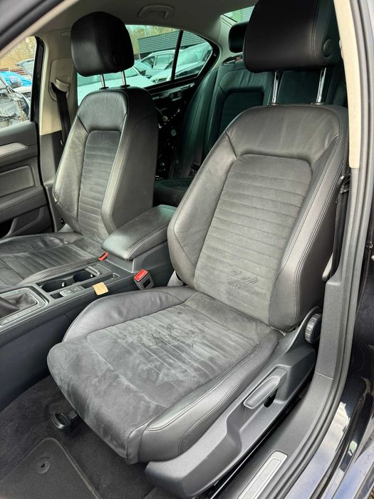 Комплект сидінь сідушки сидіння Volkswagen Passat B8 алькантара пасат