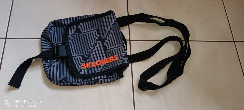 Skechers-torba-nerka na ramię..idealna-logowana.