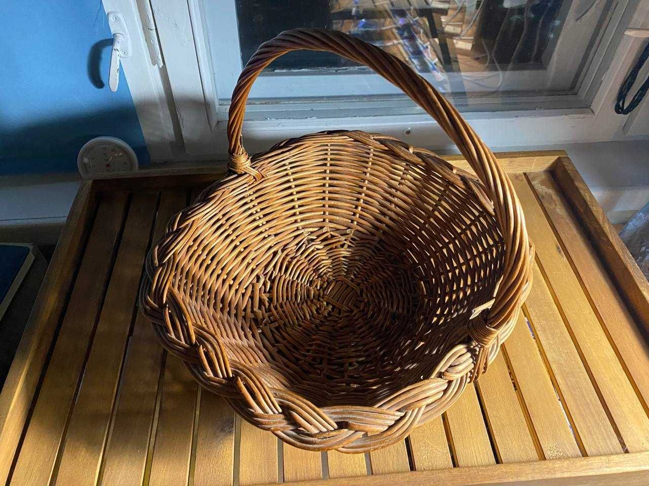 Плетёная корзина Размеры: 30х30 см