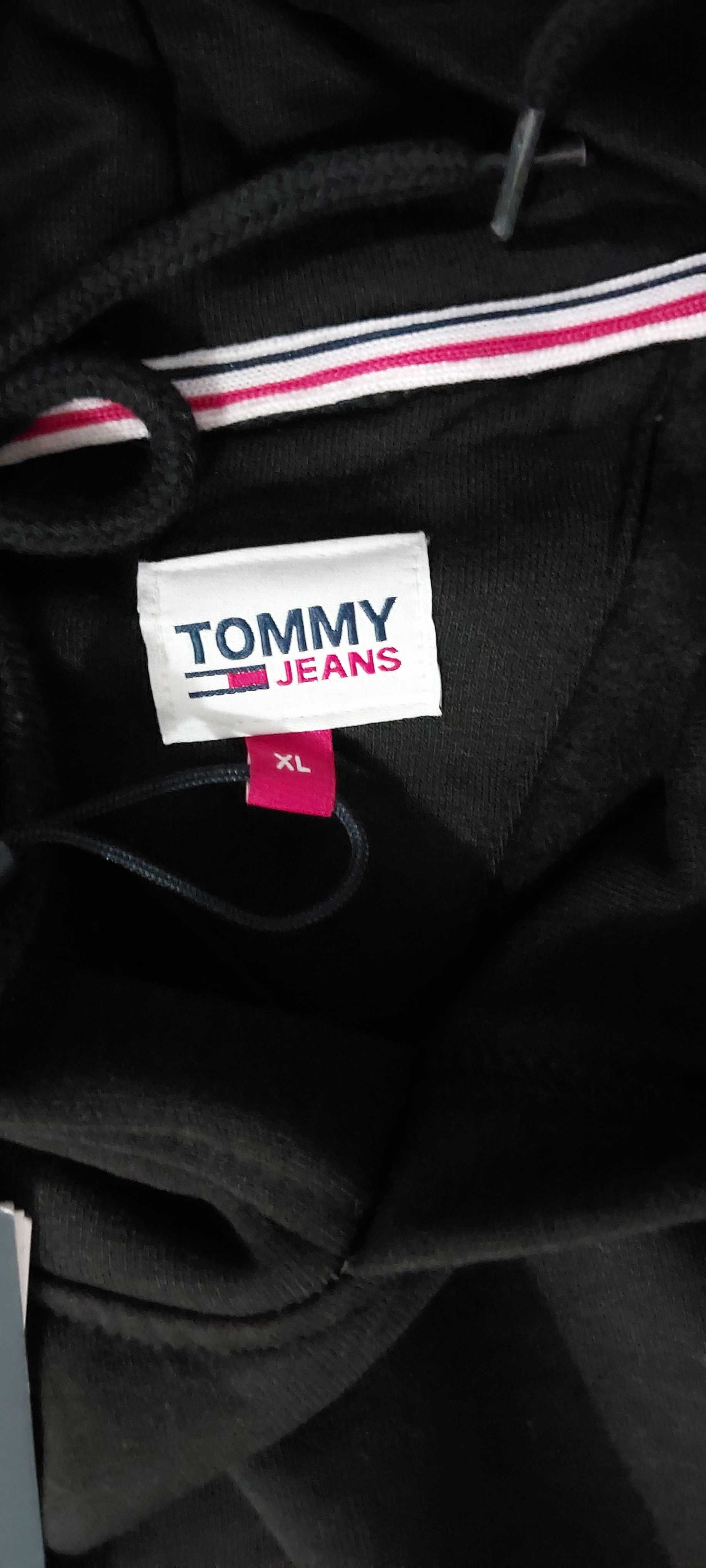 Hoodie Tommy Hilfiger badge (preto) - últimos tamanhos - C/portes