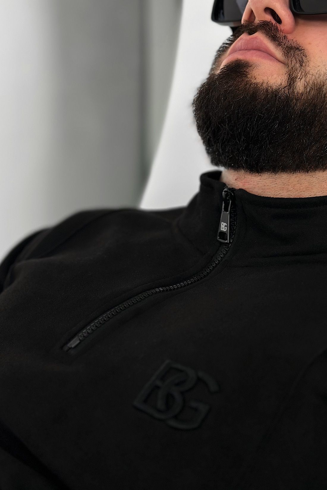 DRES MĘSKI BG RIVAL | CZARNY

Dres BG RIVAL to połączenie elegancji i