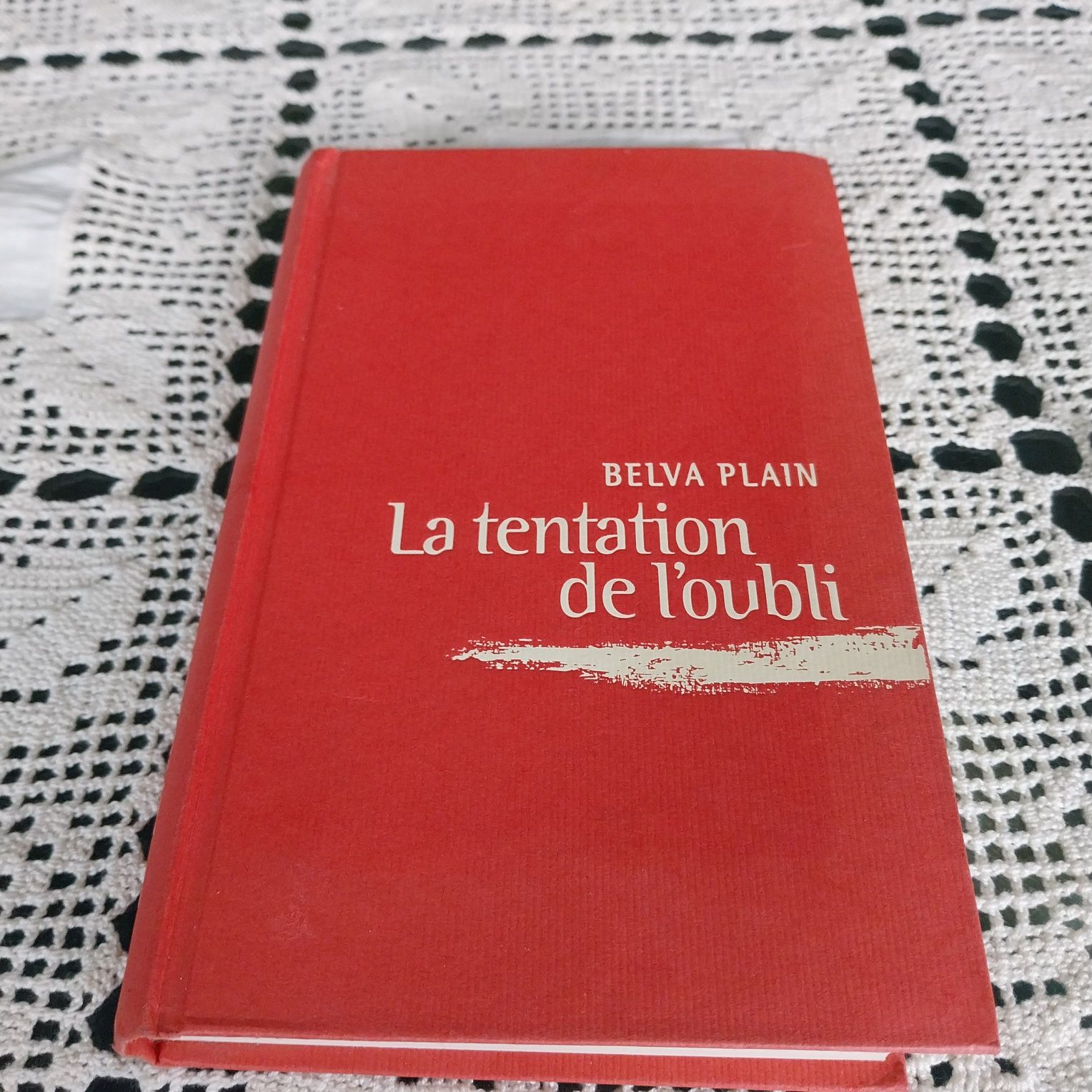 La tentation de l'oubli. Portes incluídos.