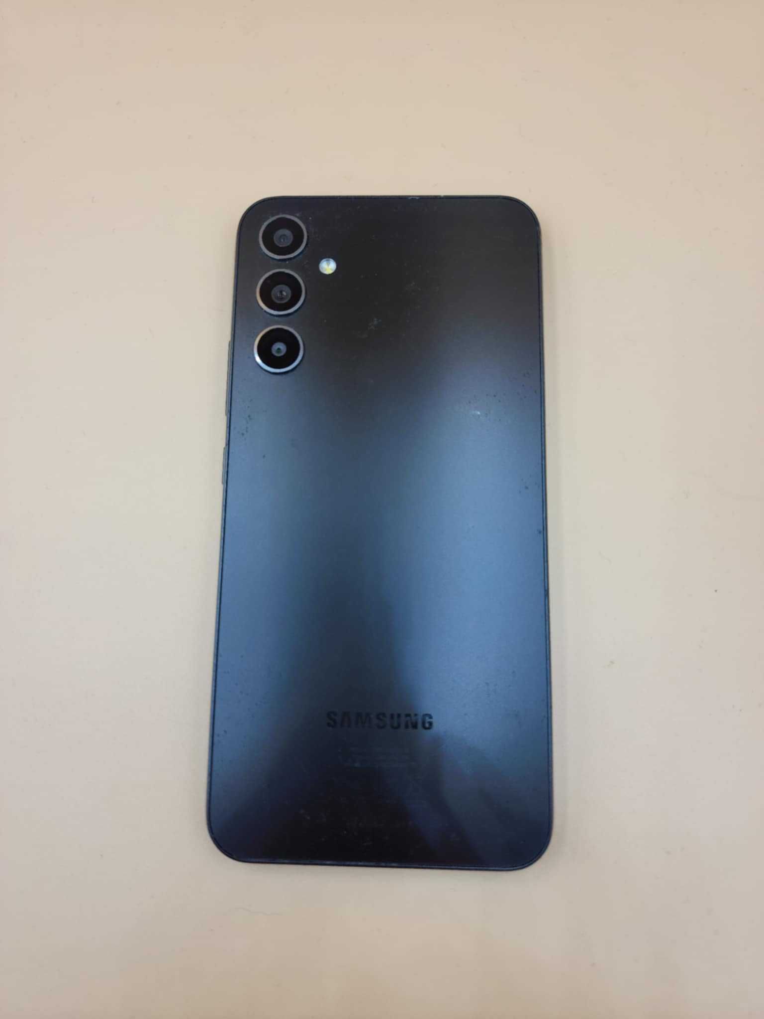 Samsung Galaxy A34 + 2 etui + Karta SD 64Gb + nowe szkło ochronne