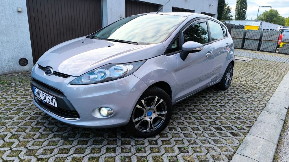 Ford Fiesta Ford Fiesta Mk7 1.4 Champions League !!AUTOMAT!! Długie opłaty!