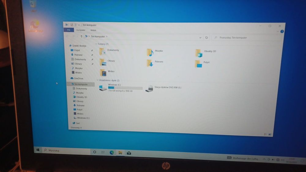 Biały HP Pavilion Notebook - 15-ab266nz (ENERGY STAR) 1 TB/8GB