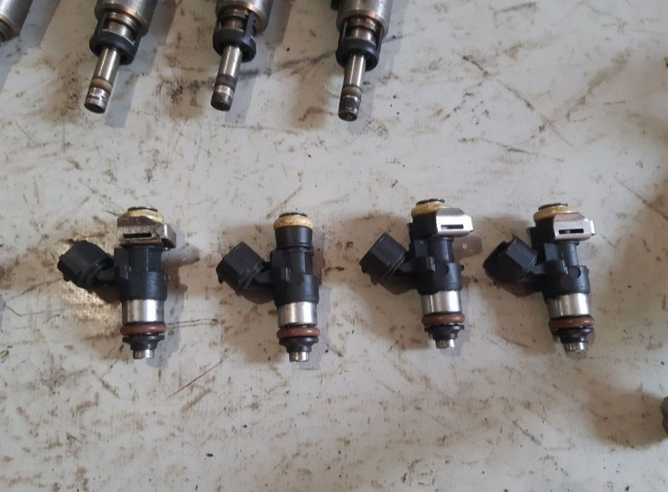 Форсунка тнвд рампа 1.4 2.0 TSI TFSI VW Skoda Audi A4 A6 CDGA