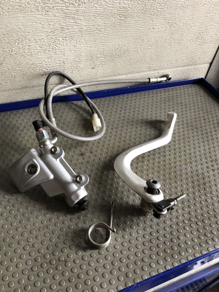 Pompa hamulca derbi senda gilera aprilia tył dzwignia