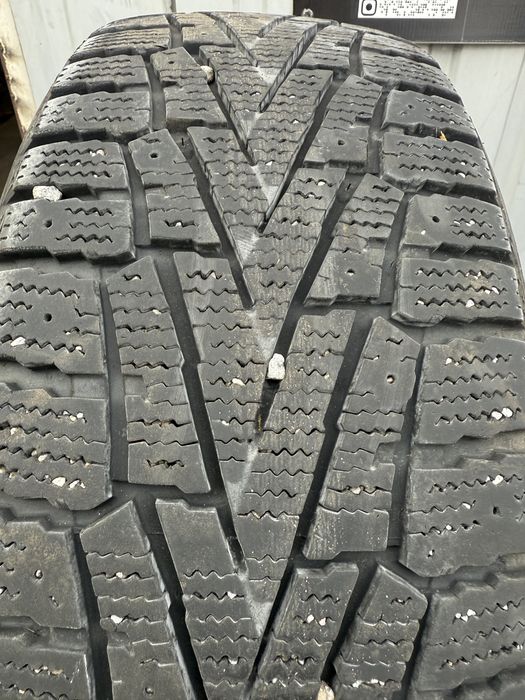 Зимова гума Roadstone (Nexen) Wingard WinSpike 225/55 R18