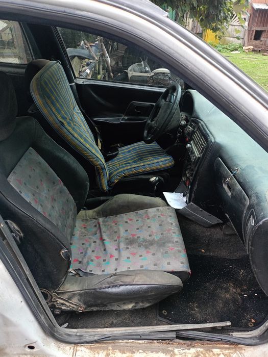 Машина Volkswagen Caddy II 1.9D Фургон (примерно 1995–2003 гг. выпуска