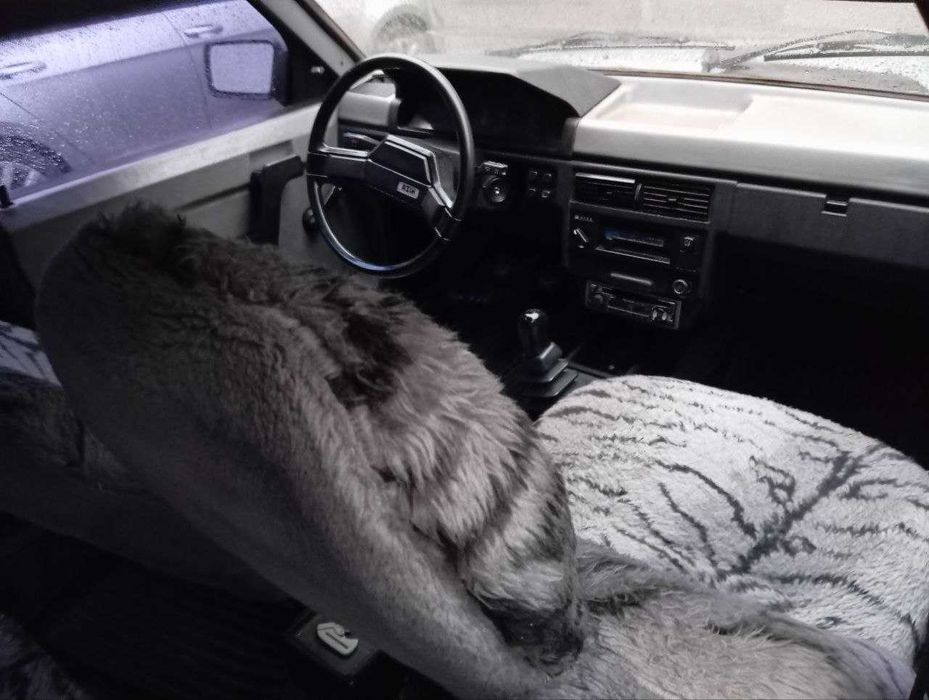АЗЛК "Москвич 2141" АЛЕКО (1.7), 5 speed