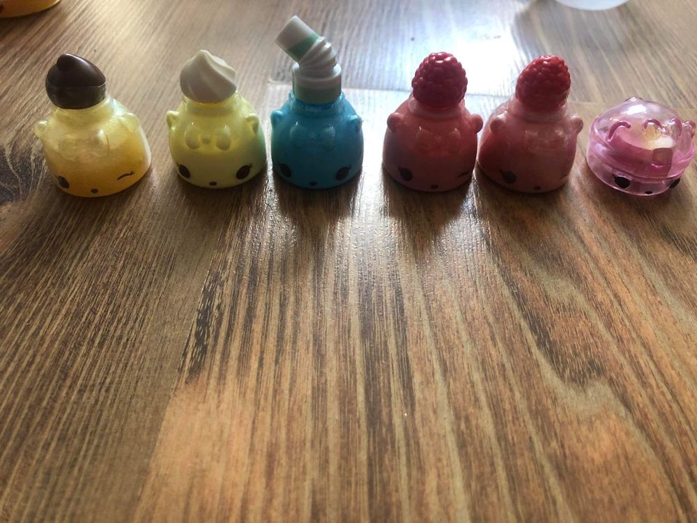 Zabawki num noms :)