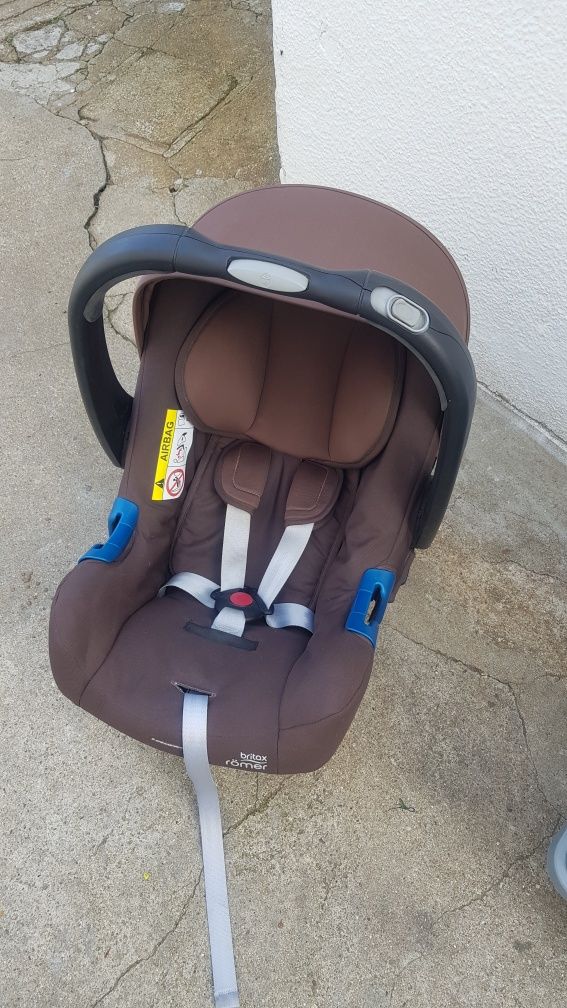 Ovo romer britax castanho