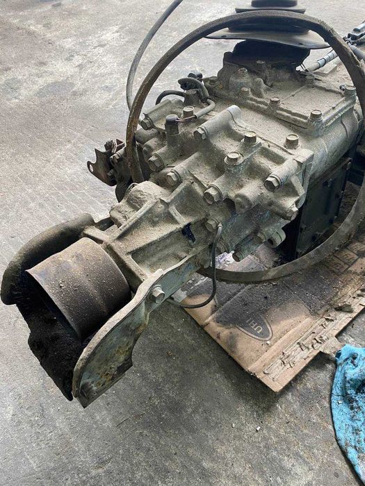 Роздатка роздавальна коробка Mitsubishi L200 Л200 96-06р