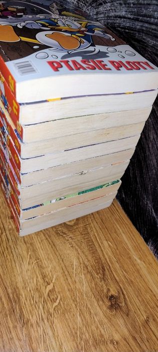 2704*4 Komiksy Gigant Poleca rok 2004 nr 37-48 Donald stan dobry