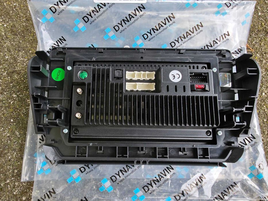 Auto-rádio Android Peugeot 208 e 2008 Dynavin