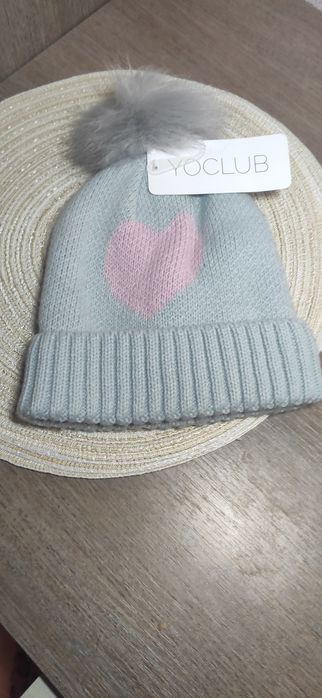 Шапка Демі, демісезонна для дівчинки