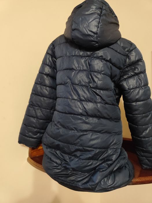 Женское пальто, длинная куртка.