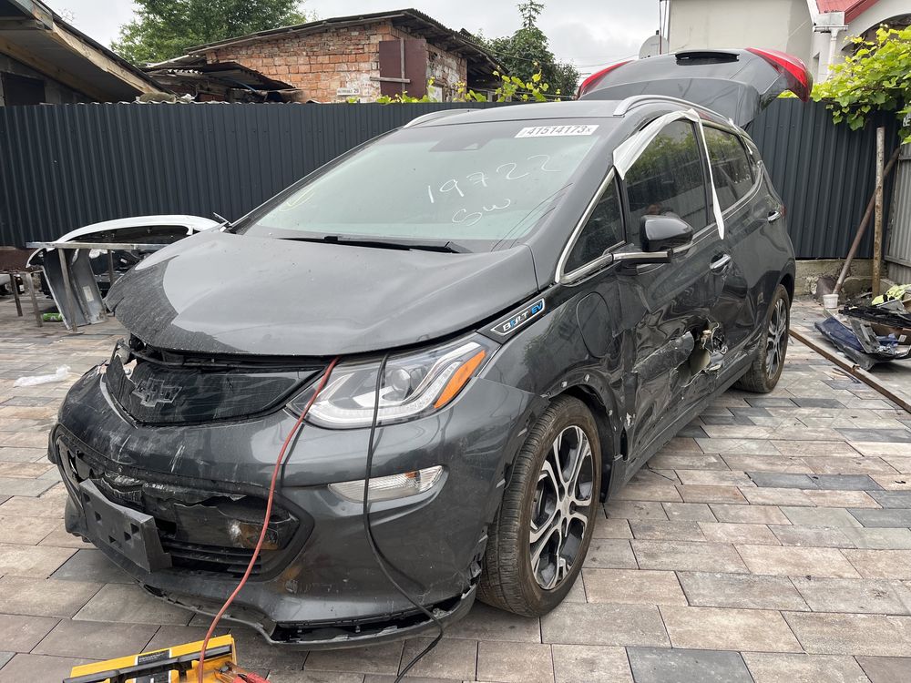 Chevrolet Bolt EV запчастини