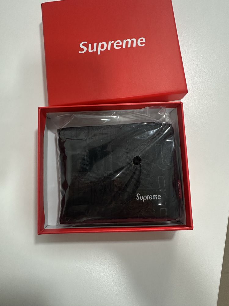 Carteira Supreme