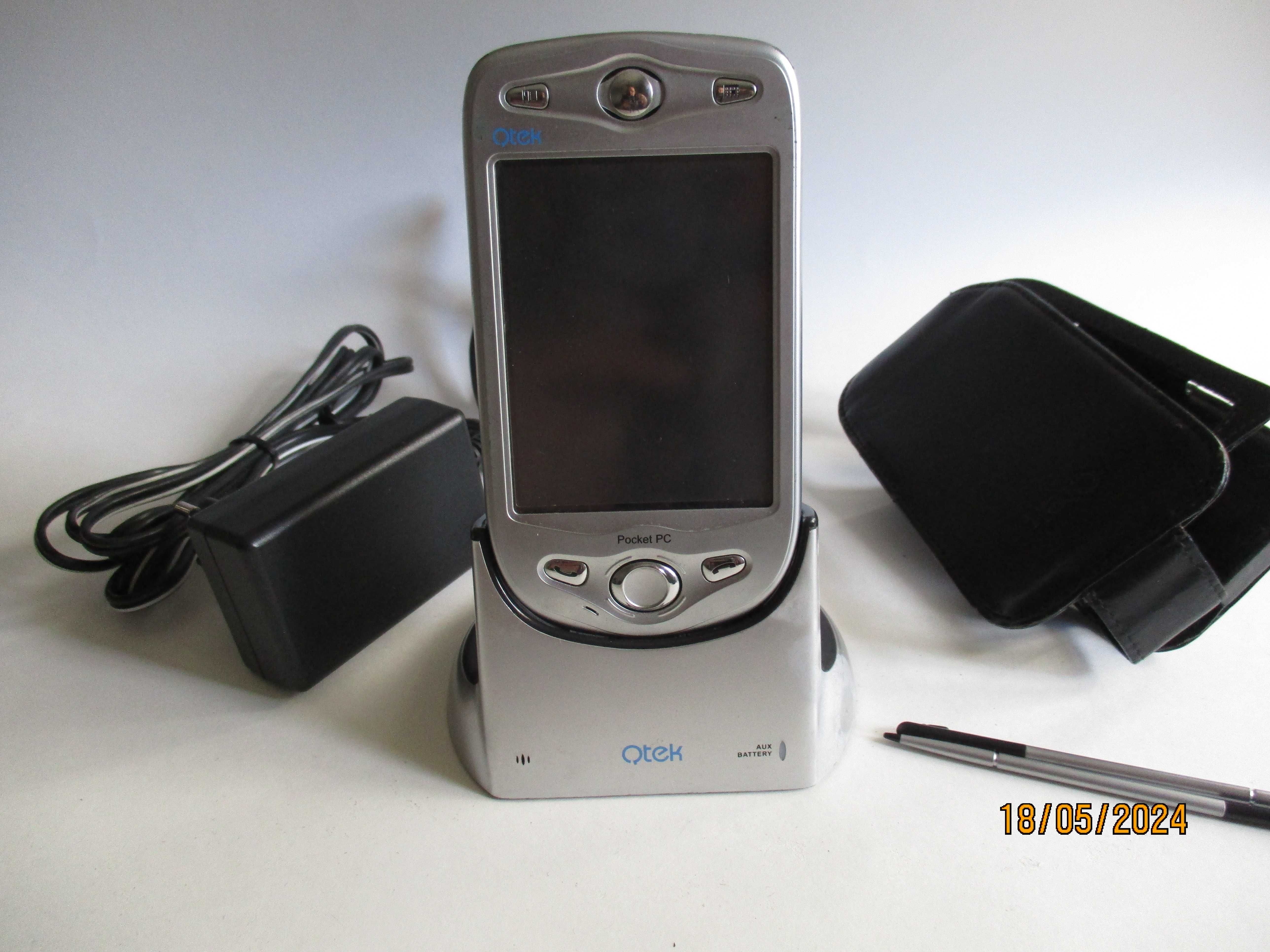 QTEK 2020 - PDA + acessórios