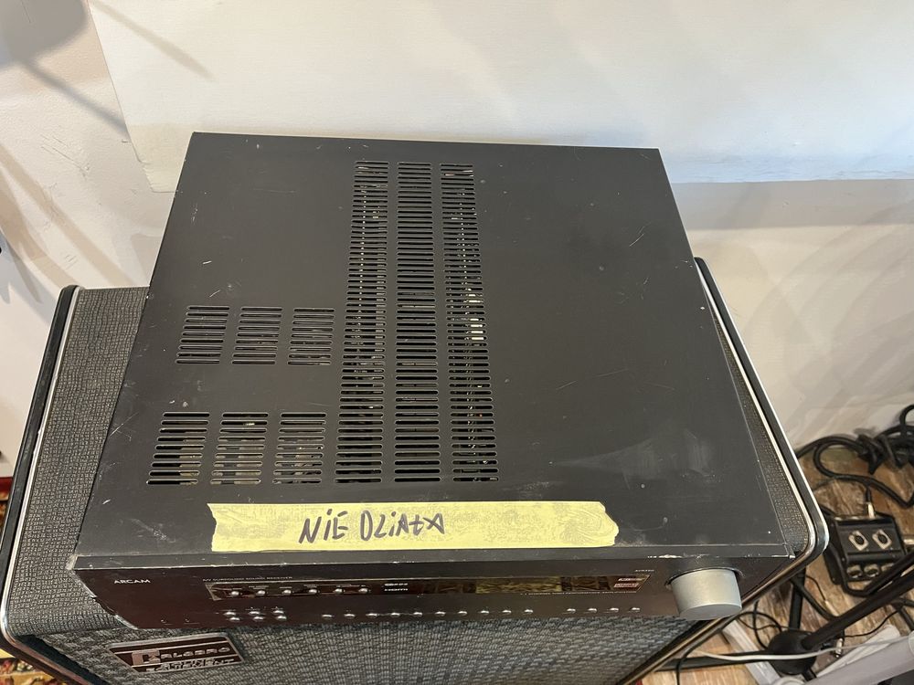 Amplituner Arcam  avr 350