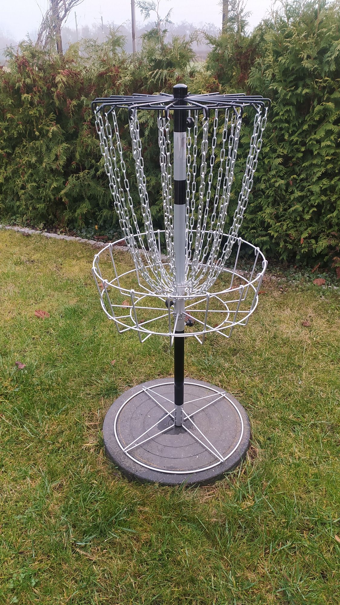 Przenośny kosz do dyskgolfa / discgolfa / disc golf / discgolf