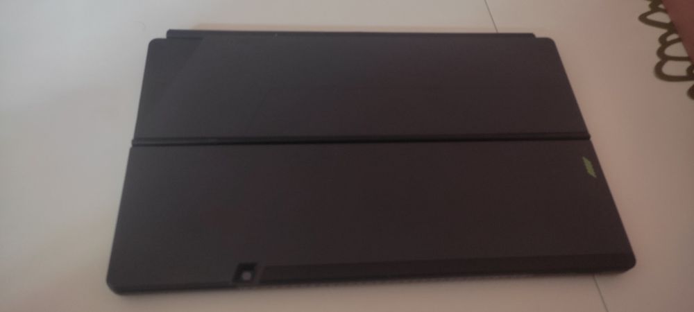 ASUS VivoBook 13 Slate OLED T3300KA повний комплект