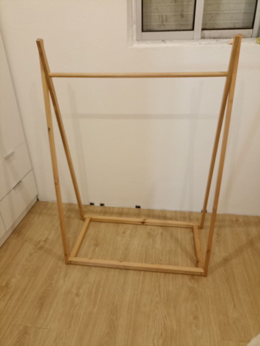 Cabide tipi criança