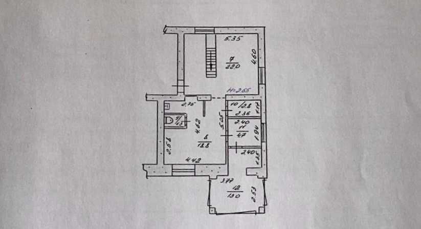 Комерційне дворівневе приміщення в центрі міста (вул. Перемоги).