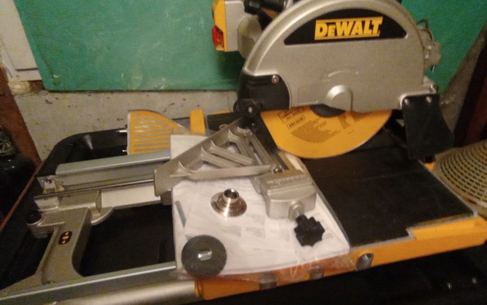 DeWalt Przecinarka do cięcia glazury D24000